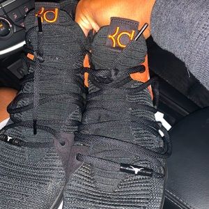 University of Texas KD Shoes